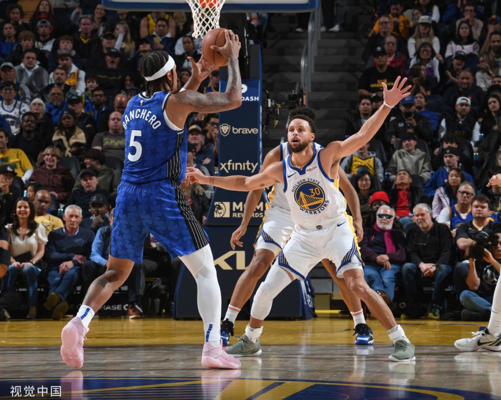 六连败的背 六连败的背