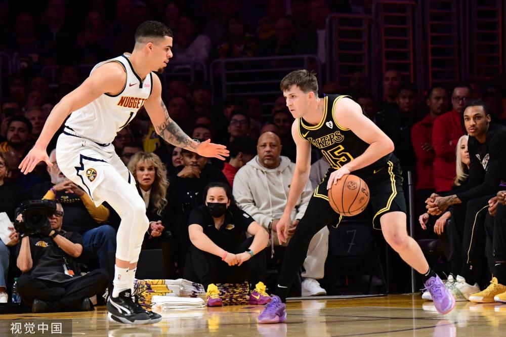 正是在这些 正是在这些